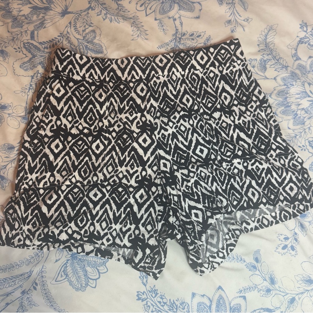 Wildfox Black and White Geometric High Waist Shorts